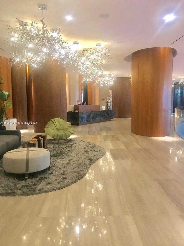 Picture of 488 NE 18Th St # 3000, Miami FL 33132
