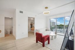 Picture of 13800 Highland Dr # 503, North Miami Beach, FL 33181
