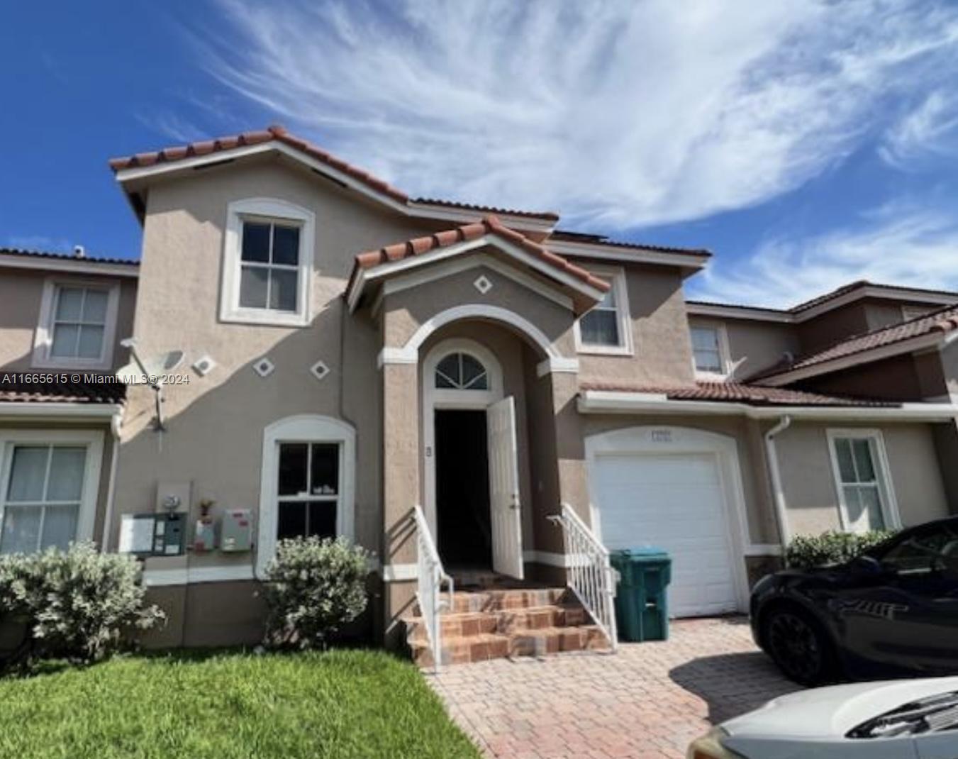 Picture of 13761 SW 274Th Ter, Homestead, FL 33032