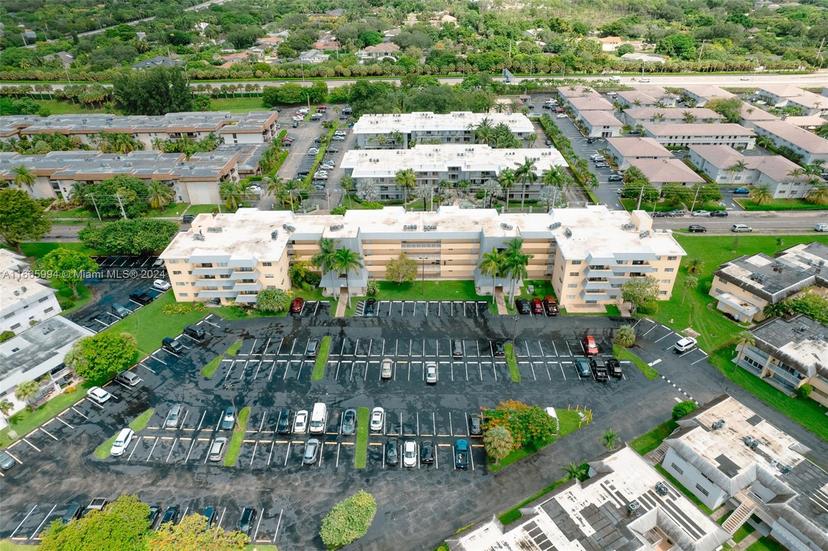 Picture of 7410 SW 82Nd St # K302, Miami FL 33143