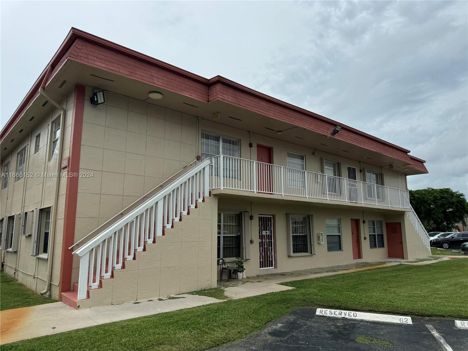 Picture of 12801 SW 43Rd Dr # 212, Miami, FL 33175