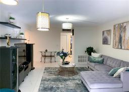 Picture of 6555 W Broward Blvd # 208, Plantation, FL 33317