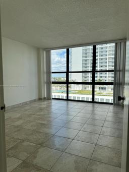 Picture of 600 NE 36Th St # 1109, Miami, FL 33137
