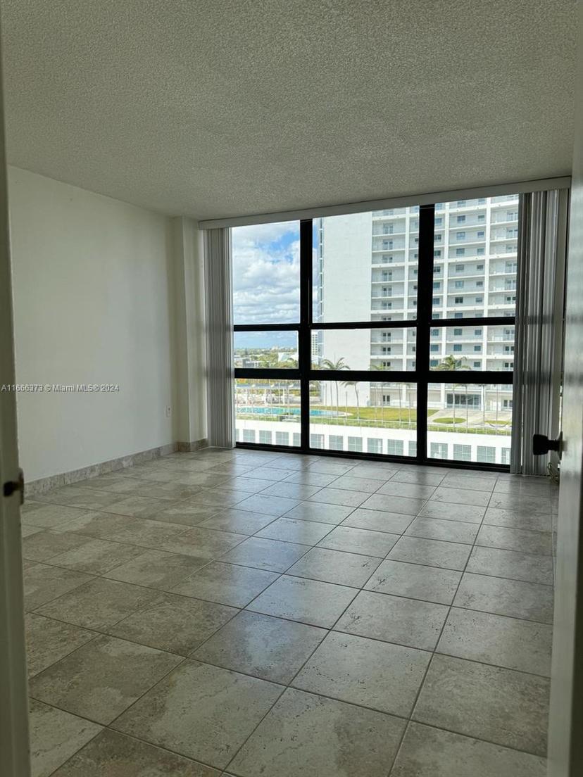 Picture of 600 NE 36Th St # 1109, Miami FL 33137