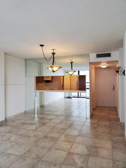 Picture of 600 NE 36Th St # 1109, Miami, FL 33137