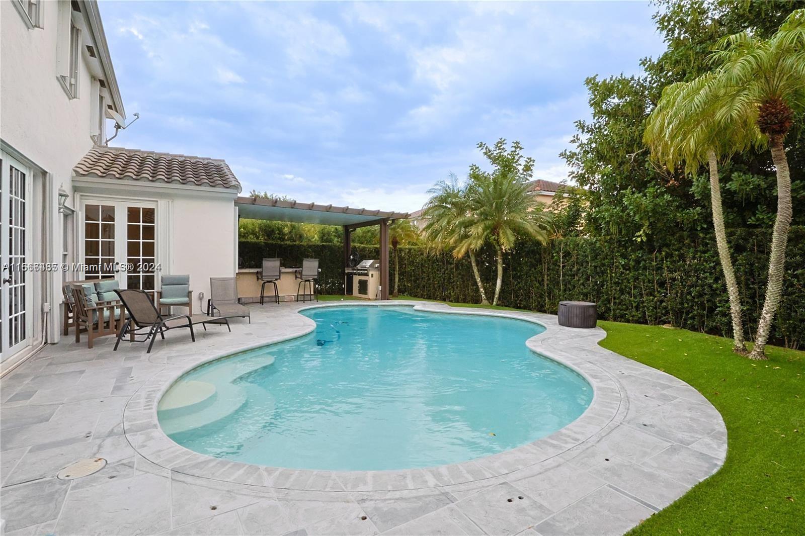 Picture of 18528 NW 19Th St, Pembroke Pines, FL 33029
