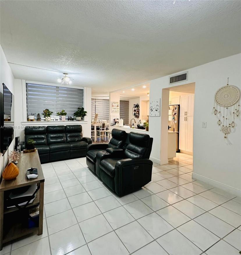 Picture of 9401 SW 4Th St # 108, Miami FL 33174