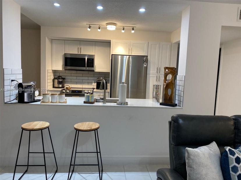 Picture of 9401 SW 4Th St # 108, Miami FL 33174