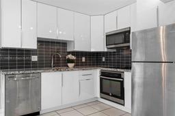 Picture of 345 Ocean Dr # 1010, Miami Beach, FL 33139