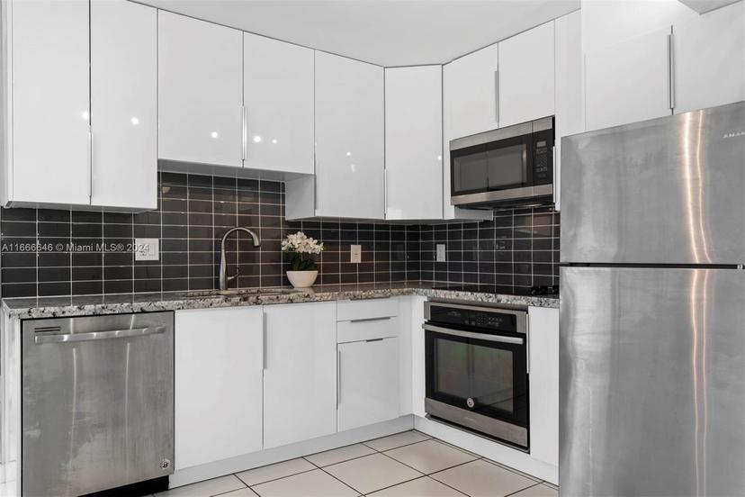 Picture of 345 Ocean Dr # 1010, Miami Beach FL 33139