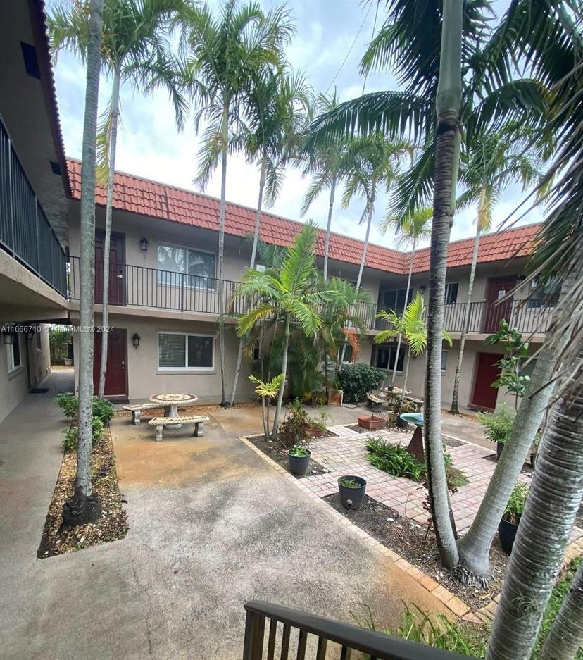 Picture of 3050 NE 5Th Ter # 10, Wilton Manors FL 33334