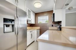Picture of 2496 SW 17Th Ave # 5307, Miami, FL 33145