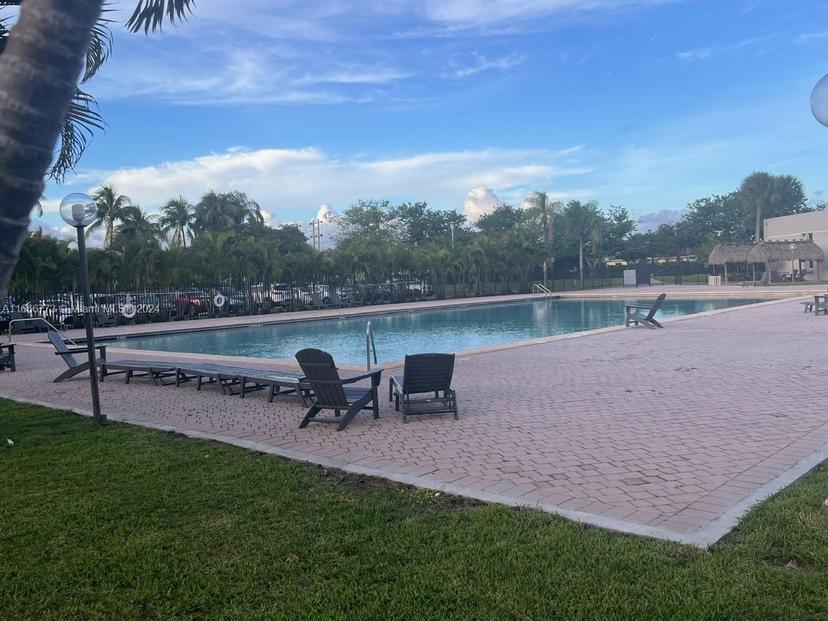 Picture of 8600 SW 133 Ave Rd # 319, Miami FL 33183