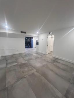 Picture of 8600 SW 133 Ave Rd # 319, Miami, FL 33183
