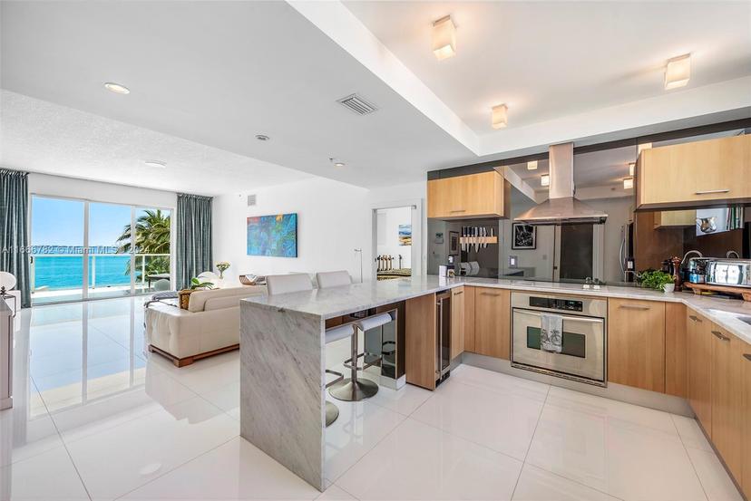 Picture of 1910 Bay Dr # 303, Miami Beach FL 33140