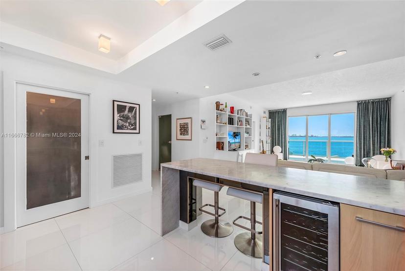 Picture of 1910 Bay Dr # 303, Miami Beach FL 33140