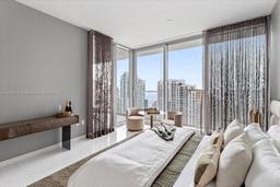 Picture of 300 Biscayne Blvd Way # 3403, Miami, FL 33131