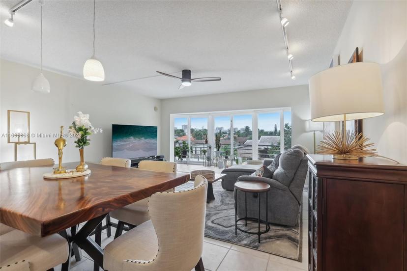 Picture of 3050 NE 47Th Ct # 205, Fort Lauderdale FL 33308