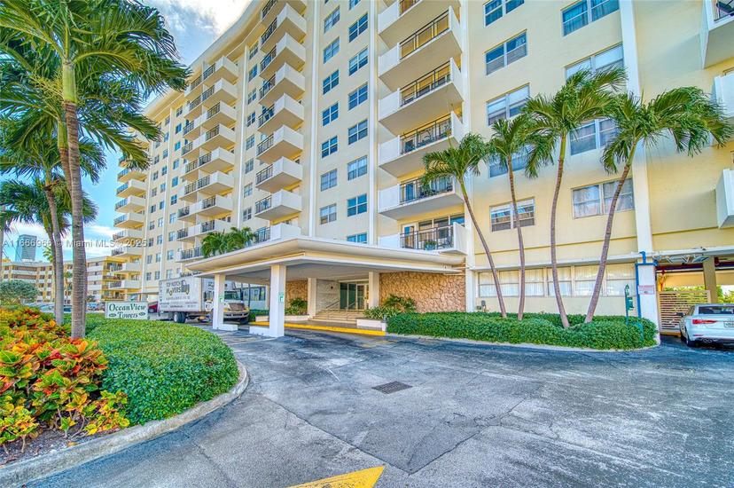Picture of 401 Golden Isles Dr # 908, Hallandale Beach FL 33009