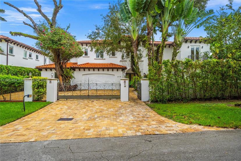 Picture of 5770 La Luneta Ave, Miami FL 33155