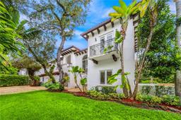 Picture of 5770 La Luneta Ave, Miami, FL 33155