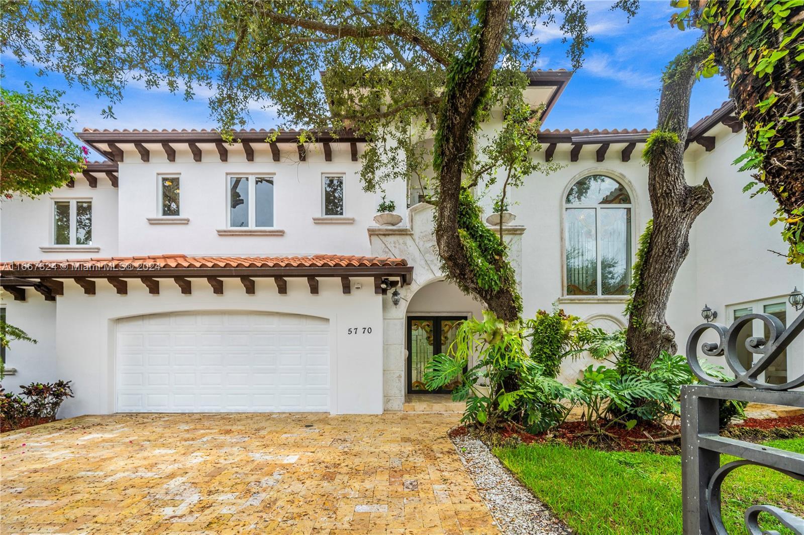 Picture of 5770 La Luneta Ave, Miami, FL 33155
