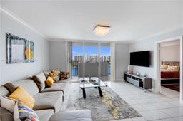 Picture of 2750 NE 183Rd St # 1910, Aventura, FL 33160