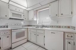 Picture of 5300 Washington St # C111, Hollywood, FL 33021