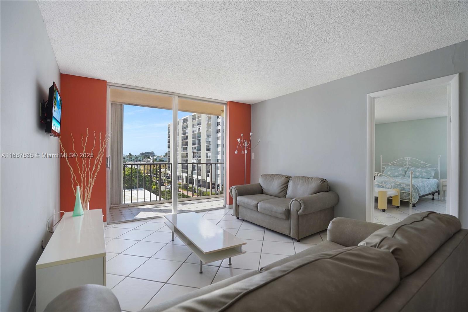 Picture of 7921 Byron Ave # 507, Miami Beach, FL 33141