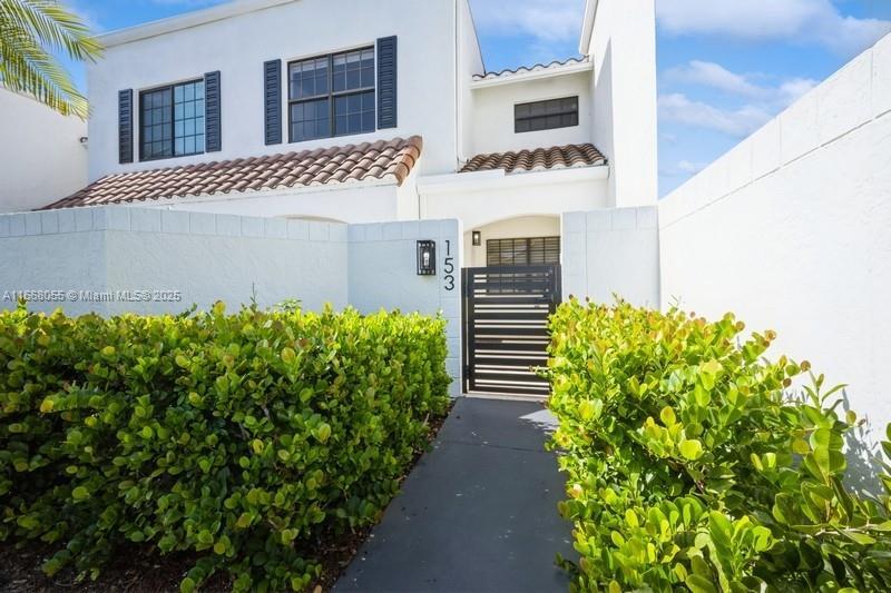 Picture of 21216 Harbor Way # 15, Aventura, FL 33180