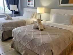 Picture of 19201 Collins Ave # 343, Sunny Isles Beach, FL 33160