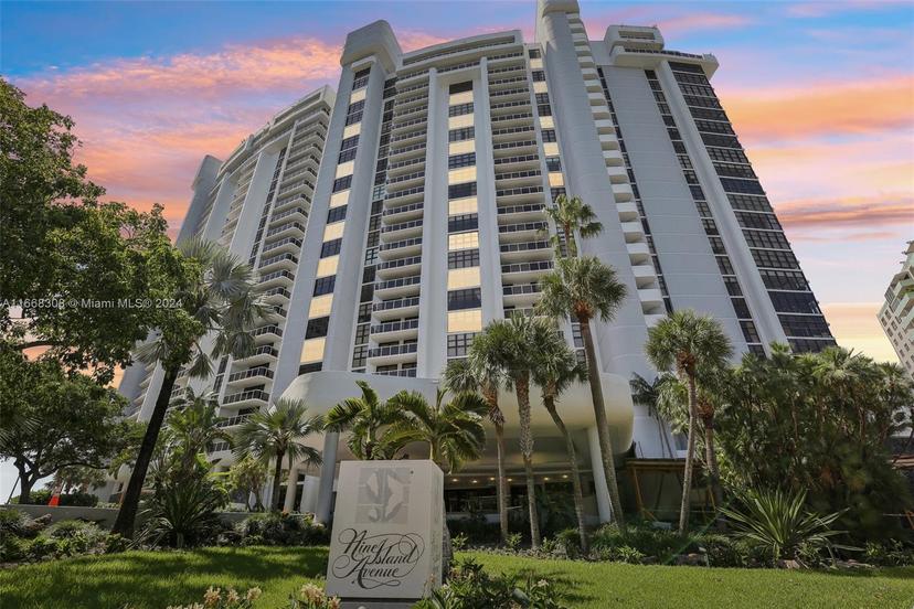 Picture of 9 Island Ave # 1209, Miami Beach FL 33139