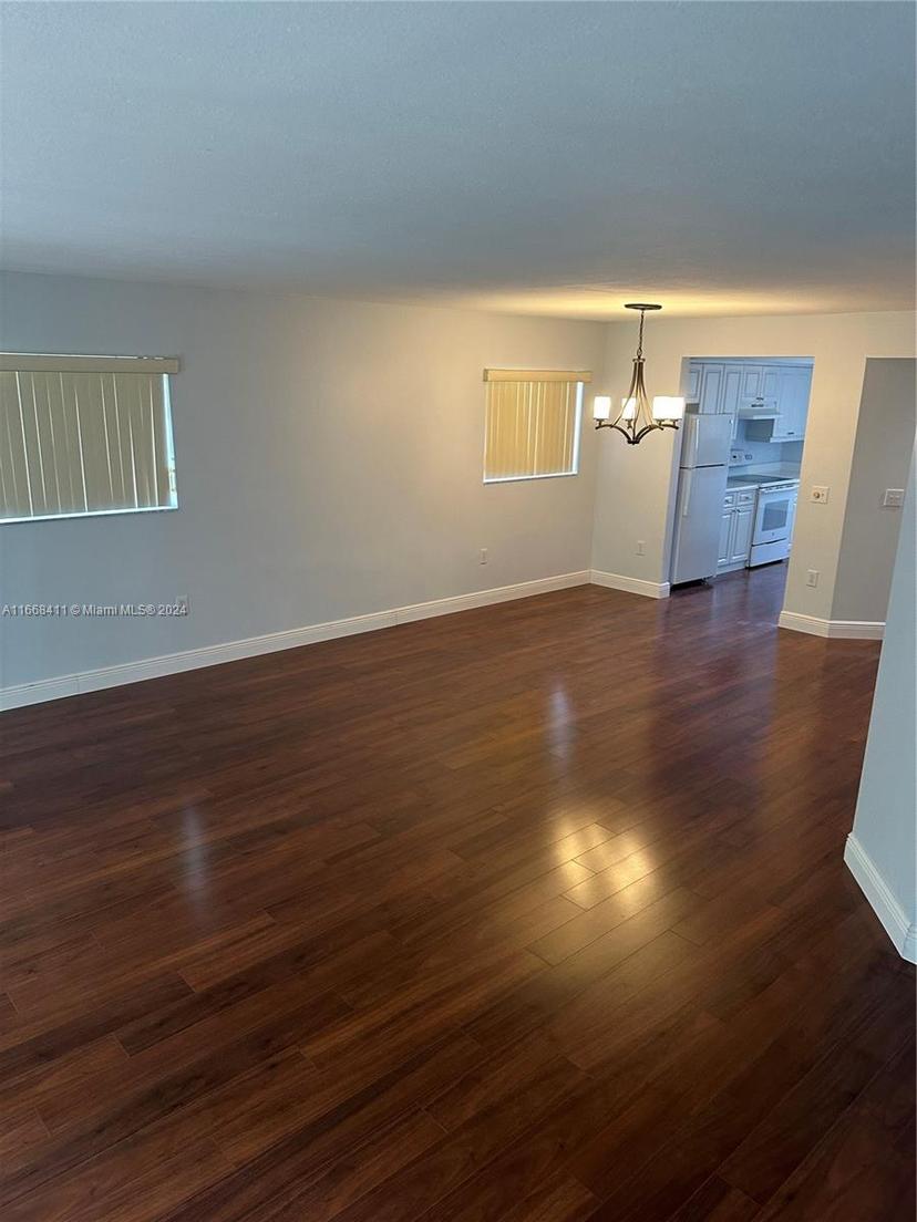 Picture of 800 SW 137Th Ave # 414G, Pembroke Pines FL 33027