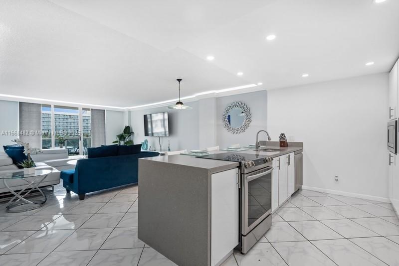 Picture of 3800 S Ocean Dr # 410, Hollywood FL 33019