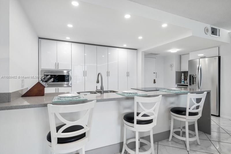 Picture of 3800 S Ocean Dr # 410, Hollywood FL 33019