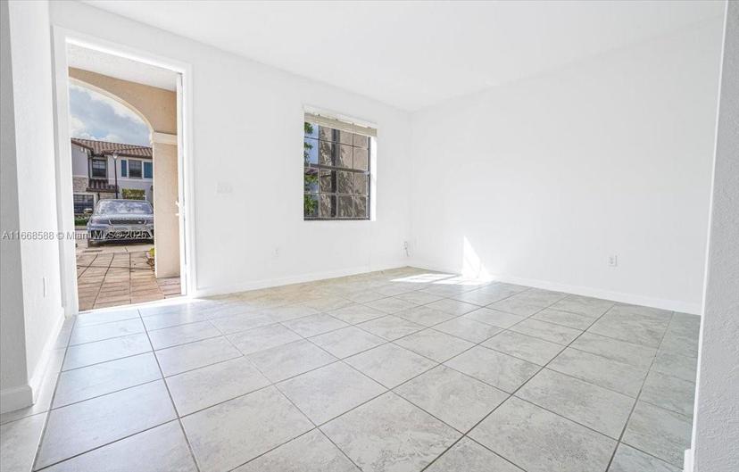 Picture of 11211 SW 249Th St, Homestead FL 33032