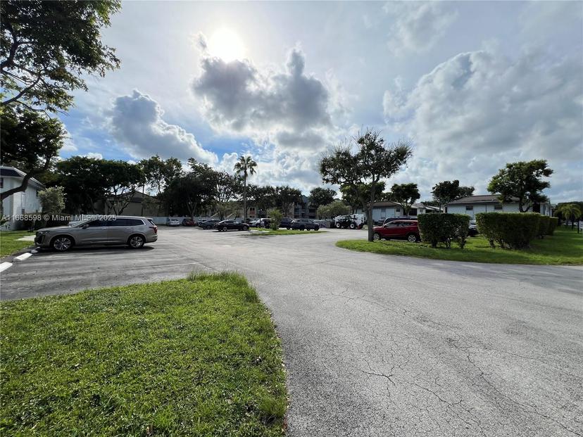Picture of 18935 NW 62Nd Ave # 202, Hialeah FL 33015