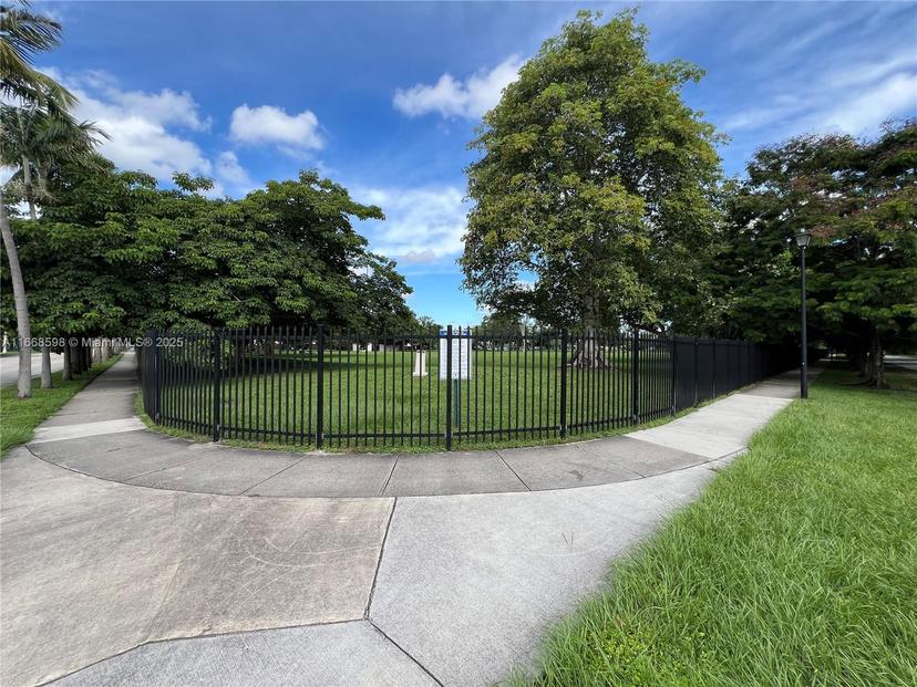 Picture of 18935 NW 62Nd Ave # 202, Hialeah FL 33015