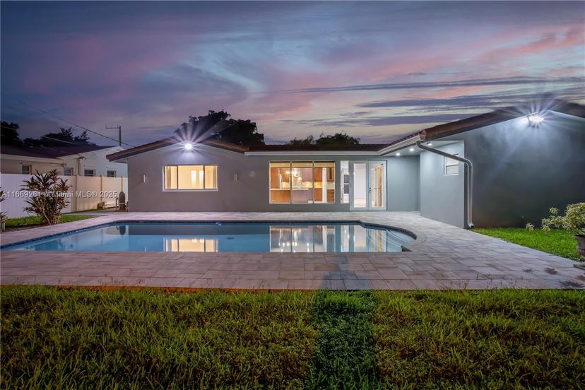Picture of 2280 NE 203Rd Ter, Miami FL 33180