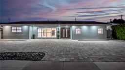 Picture of 2280 NE 203Rd Ter, Miami, FL 33180