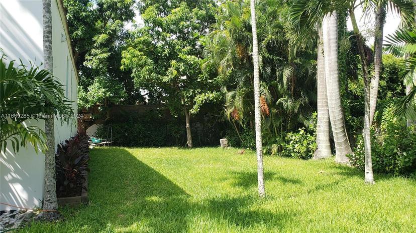 Picture of 929 NE 78Th St, Miami FL 33138