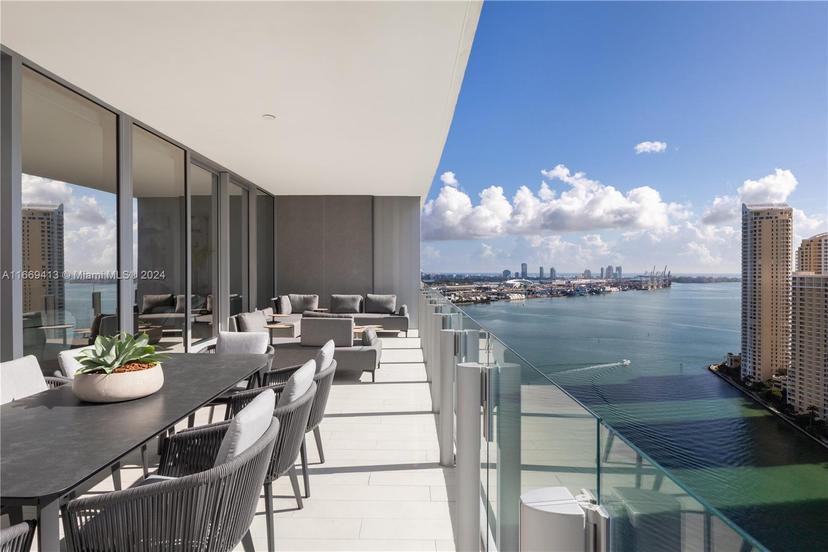 Picture of 300 Biscayne Blvd Way # 2802, Miami FL 33131