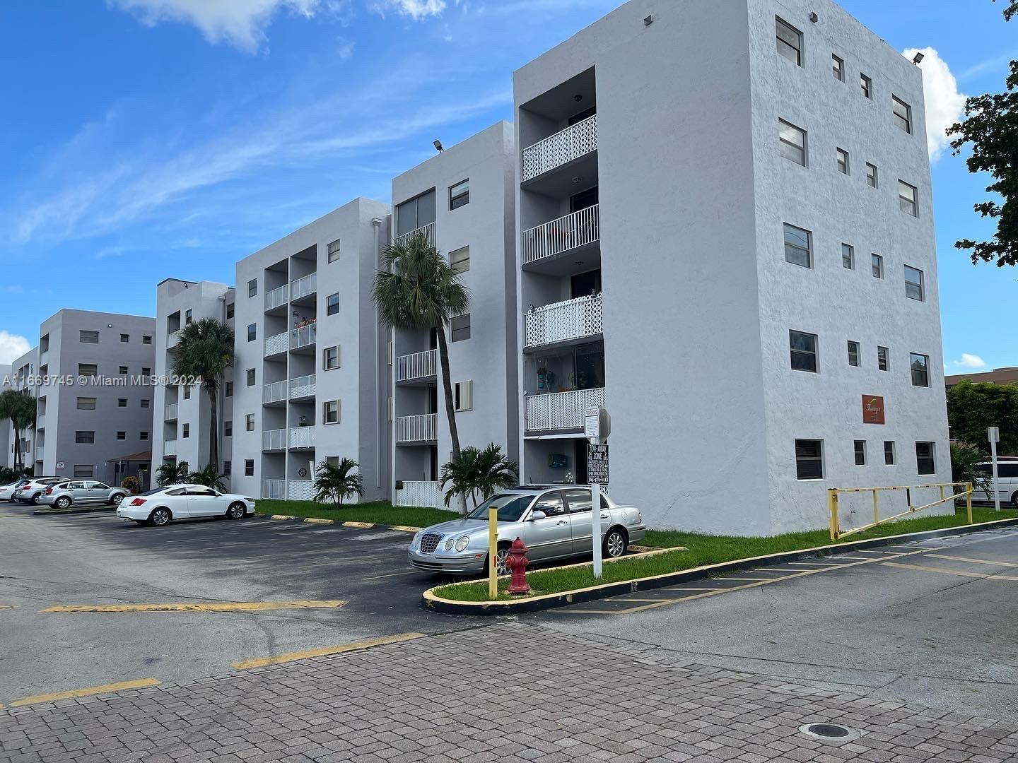 Picture of 8075 NW 7Th St # 109, Miami, FL 33126