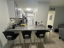 Picture of 8075 NW 7Th St # 109, Miami, FL 33126