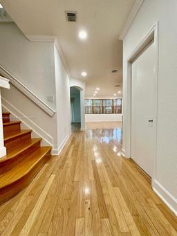 Picture of 6740 NW 109Th Ct, Doral, FL 33178