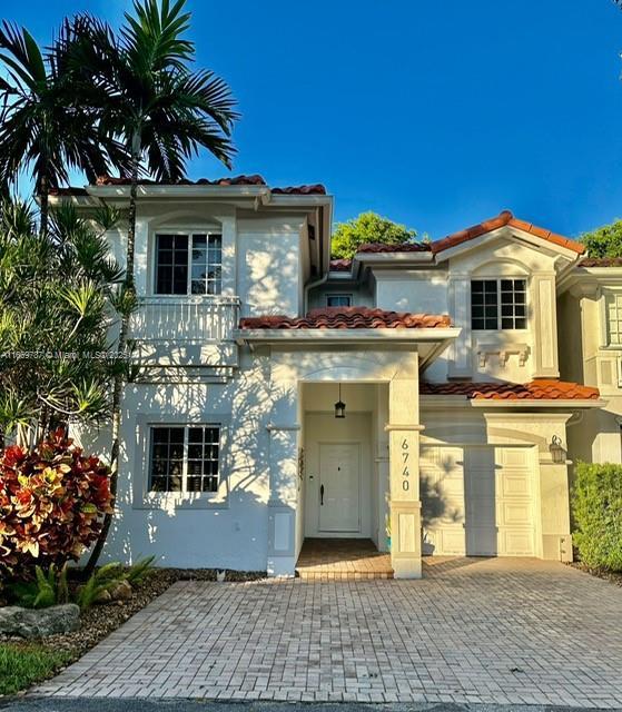 Picture of 6740 NW 109Th Ct, Doral, FL 33178