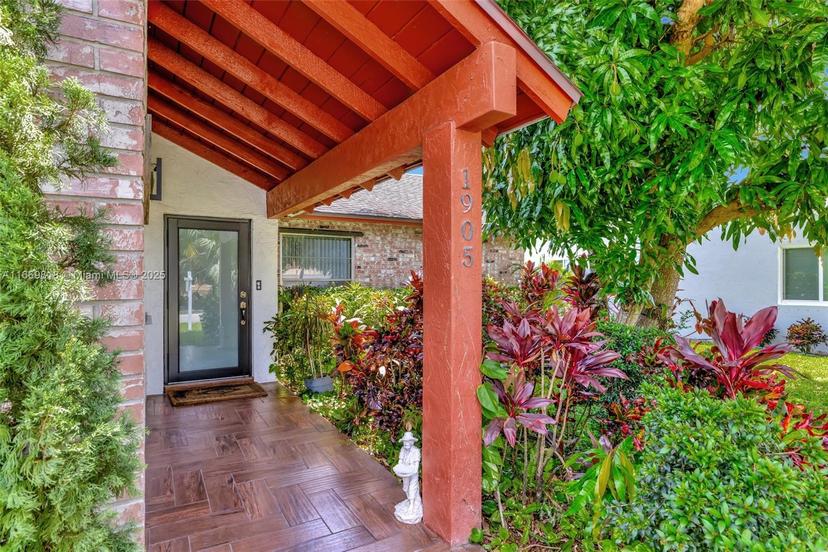 Picture of 1905 SW 87Th Ave, North Lauderdale FL 33068