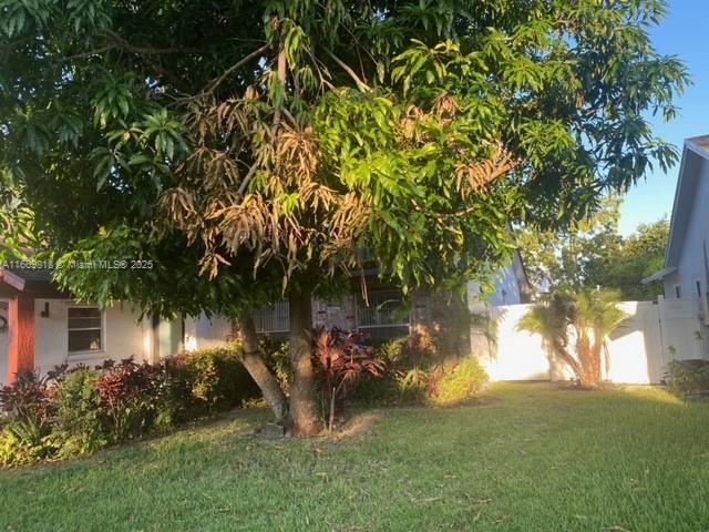 Picture of 1905 SW 87Th Ave, North Lauderdale FL 33068