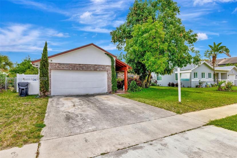 Picture of 1905 SW 87Th Ave, North Lauderdale FL 33068