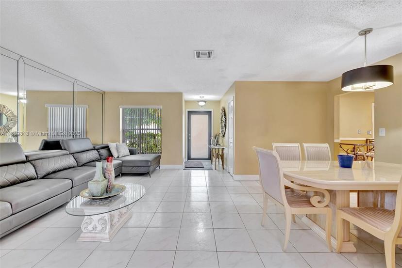 Picture of 1905 SW 87Th Ave, North Lauderdale FL 33068